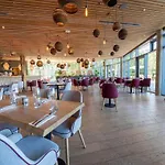 Dom wakacyjny Waterside Elegance Sky Pad Antoing