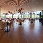 Waterside Elegance Sky Pad Dom wakacyjny