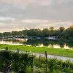 Waterside Elegance Sky Pad Dom wakacyjny *