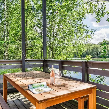 Waterside Elegance Sky Pad Antoing