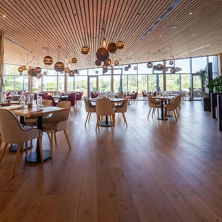 Waterside Elegance Sky Pad Vakantiehuis
