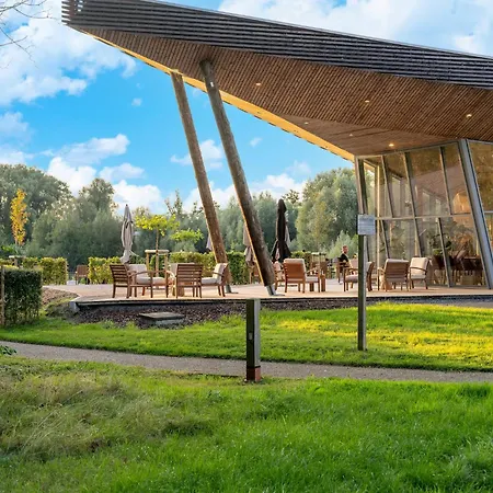 Vakantiehuis Waterside Elegance Sky Pad