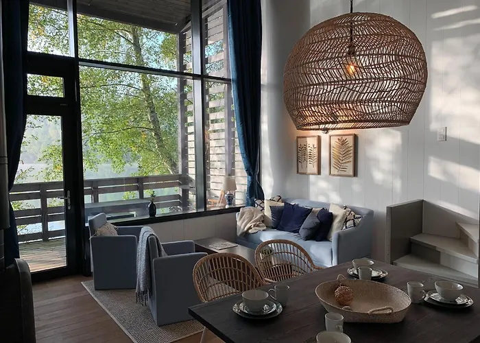 Waterside Elegance Sky Pad *