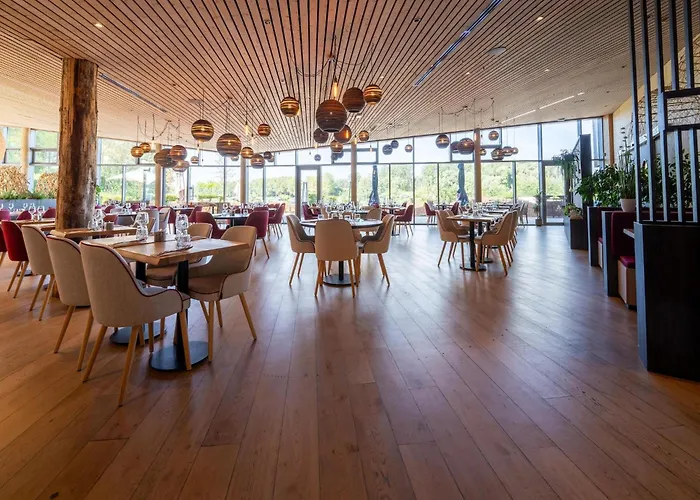 Waterside Elegance Sky Pad Dom wakacyjny